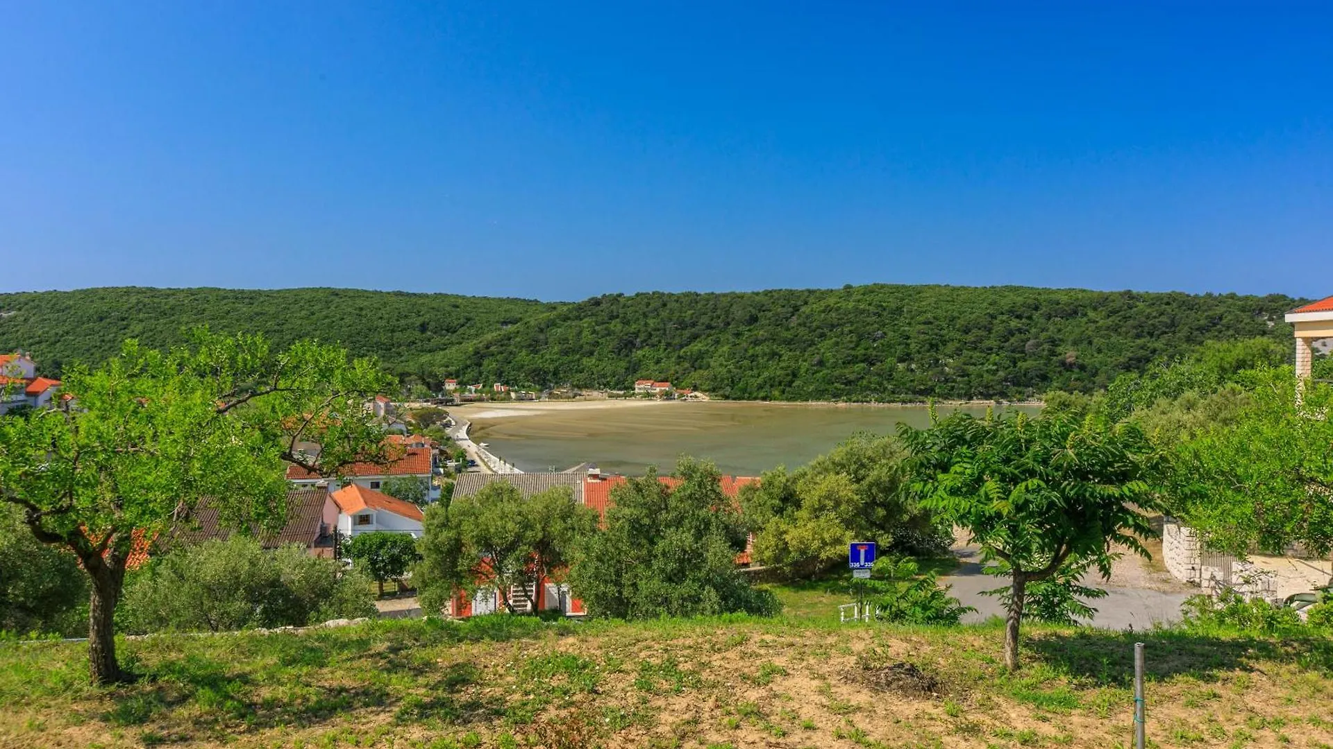Apartments Carmen Kampor Croatia